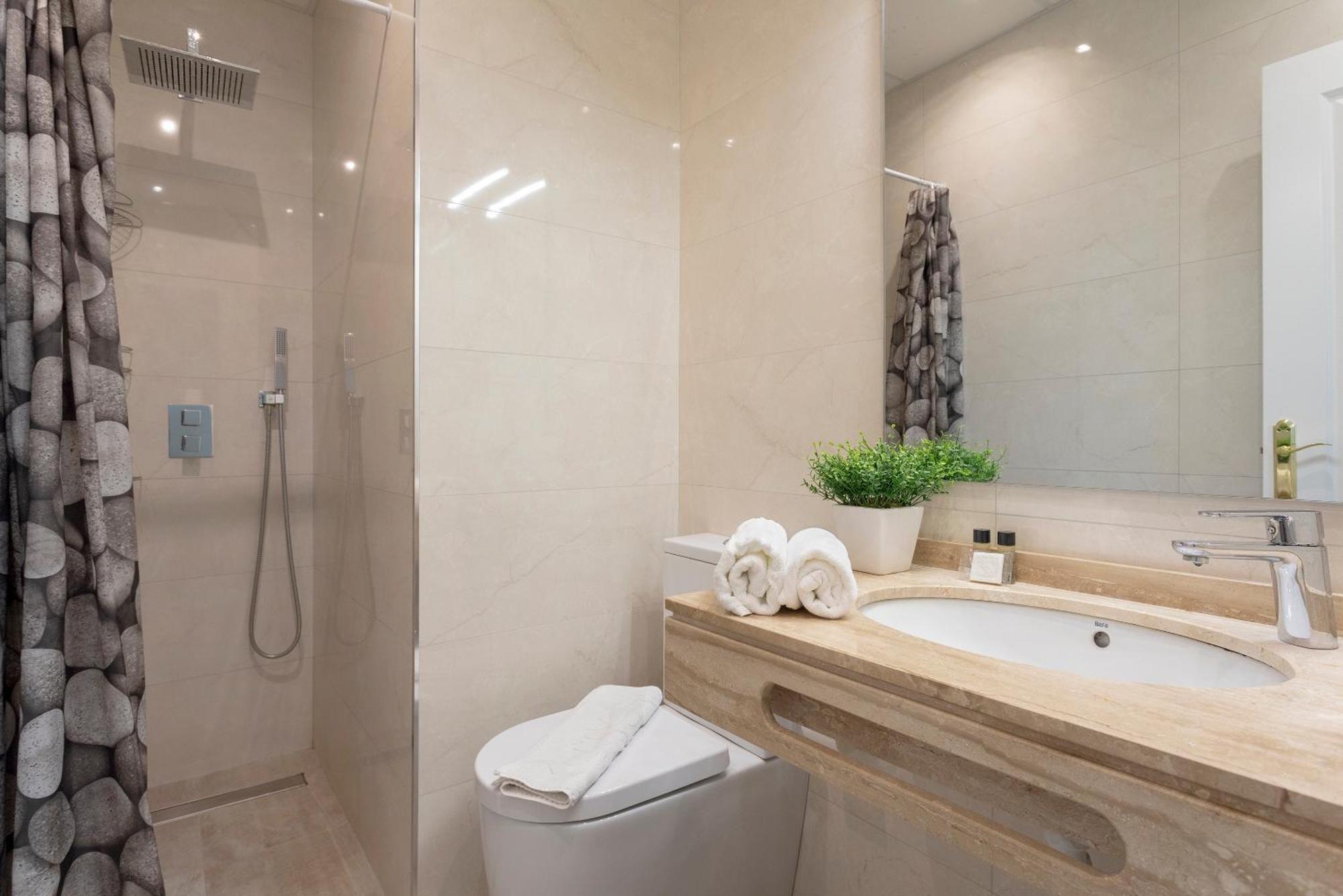 Apartamento Reformado En Malaga Centro By Rent Me Exterior photo
